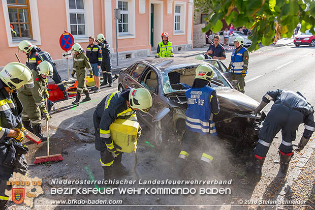 20160903 Menschenrettung Gainfarn  Foto: © Stefan Schneider