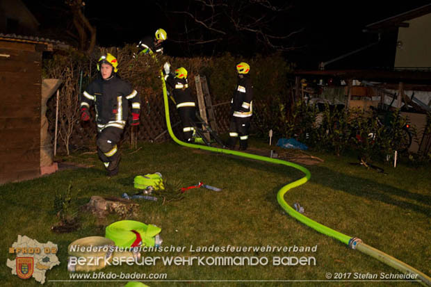 20171222 Brand in einem Reihenwohnhaus in Tribuswinkel  Foto:  Stefan Schneider BFK BADEN