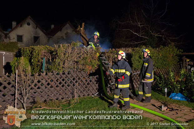 20171222 Brand in einem Reihenwohnhaus in Tribuswinkel  Foto:  Stefan Schneider BFK BADEN