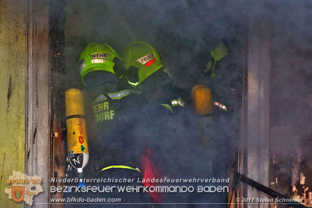 20171222 Brand in einem Reihenwohnhaus in Tribuswinkel  Foto:  Stefan Schneider BFK BADEN