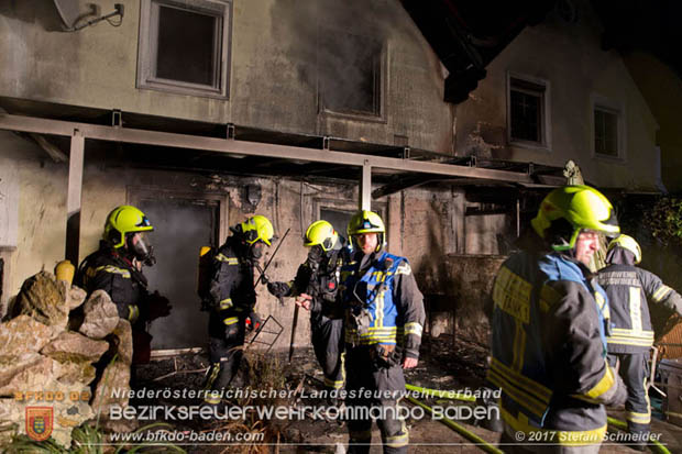 20171222 Brand in einem Reihenwohnhaus in Tribuswinkel  Foto:  Stefan Schneider BFK BADEN