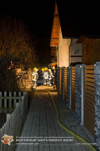 20171222 Brand in einem Reihenwohnhaus in Tribuswinkel  Foto:  Stefan Schneider BFK BADEN