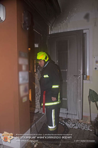 20171222 Brand in einem Reihenwohnhaus in Tribuswinkel  Foto:  Stefan Schneider BFK BADEN