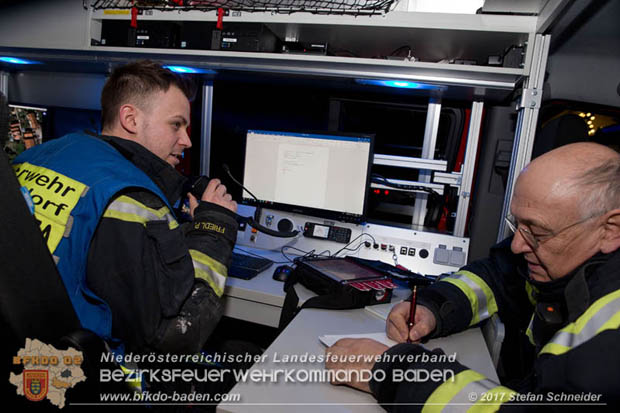 20171222 Brand in einem Reihenwohnhaus in Tribuswinkel  Foto:  Stefan Schneider BFK BADEN