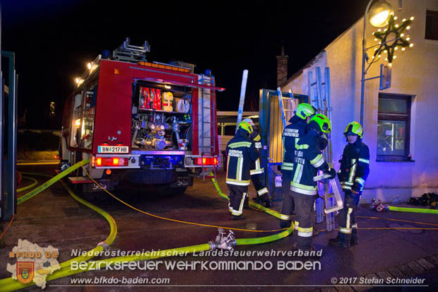 20171222 Brand in einem Reihenwohnhaus in Tribuswinkel  Foto:  Stefan Schneider BFK BADEN