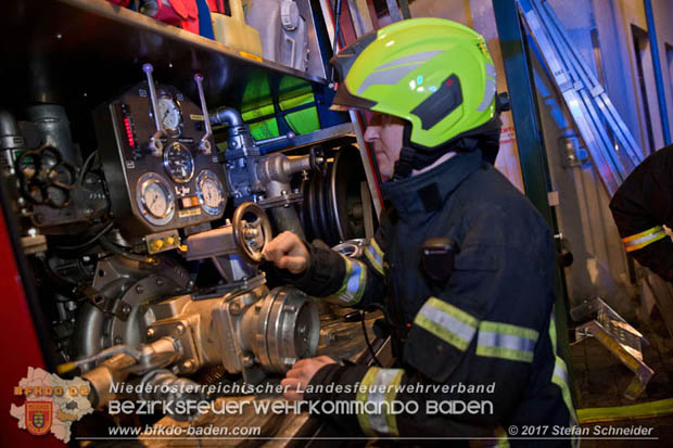 20171222 Brand in einem Reihenwohnhaus in Tribuswinkel  Foto:  Stefan Schneider BFK BADEN