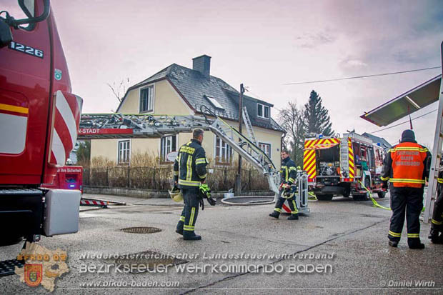 20180216 Brand in Wohnhaus in der Stadt Baden Ortsteil Leesdorf fordert ein Todesopfer  Foto:  Daniel Wirth BFK Baden