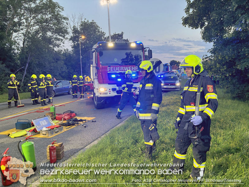 20240605_Personenrettung nach Verkehrsunfall auf der B17 in Gnselsdorf - Pkw gegen Omnibus  Foto: ASB Christopher Neumayer FF Schnau/Triesting