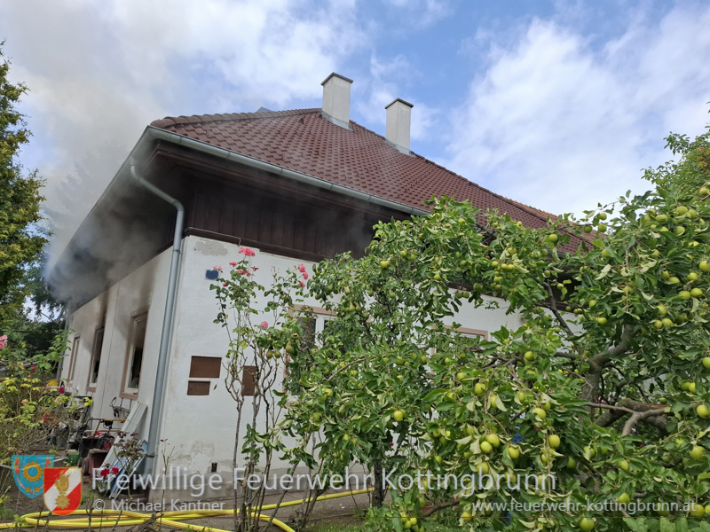 20240707_Wohnungsbrand in Kottingbrunn  Foto: Michael Kantner Freiwillige Feuerwehr Kottingbrunn