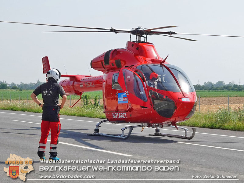 20240709_Alarmierte Menschenrettung nach Verkehrsunfall auf der A2 bei Traiskirchen Foto: Stefan Schneider BFKDO BADEN