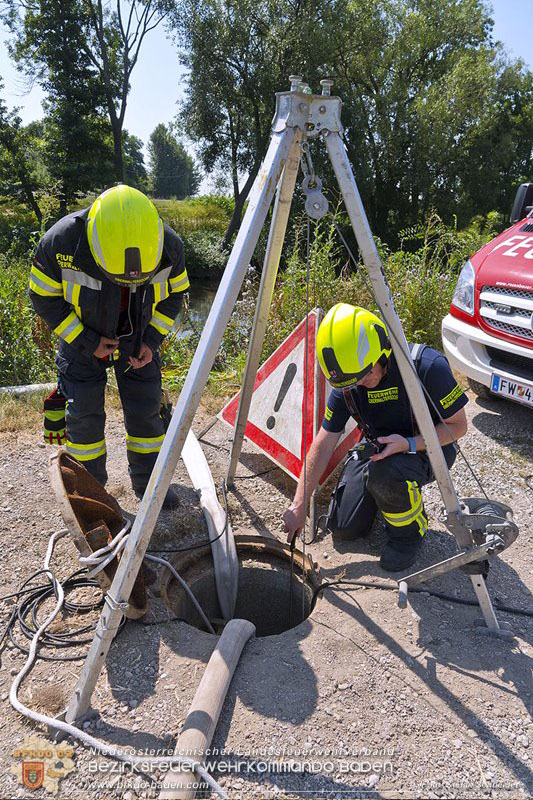 20240710_Aufwendige Menschenrettung aus Kanalsystem in Oberwaltersdorf  Foto: Stefan Schneider BFKDO BADEN