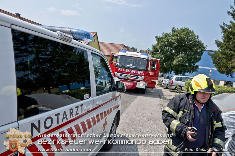 20240711_Verkehrsunfall in Tribuswinkel aufgrund eines medizinischen Notfalls   Foto: Stefan Schneider BFKDO BADEN