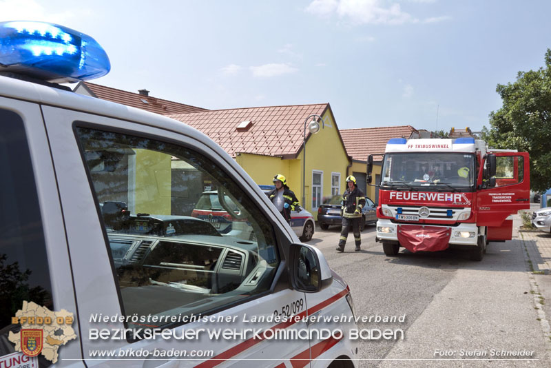 20240711_Verkehrsunfall in Tribuswinkel aufgrund eines medizinischen Notfalls   Foto: Stefan Schneider BFKDO BADEN