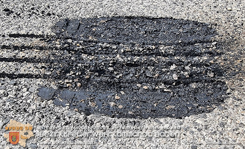 20240711_Verkehrsunfall in Tribuswinkel aufgrund eines medizinischen Notfalls   Foto: Stefan Schneider BFKDO BADEN