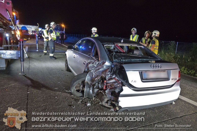 20240715_Verkehrsunfall auf der A2 - Bus gegen PKW  Foto: Stefan Schneider BFKDO BADEN