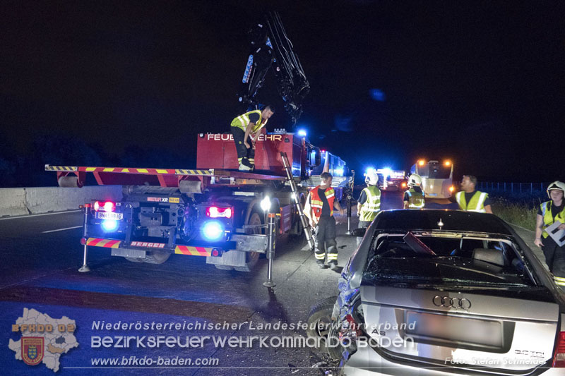 20240715_Verkehrsunfall auf der A2 - Bus gegen PKW  Foto: Stefan Schneider BFKDO BADEN