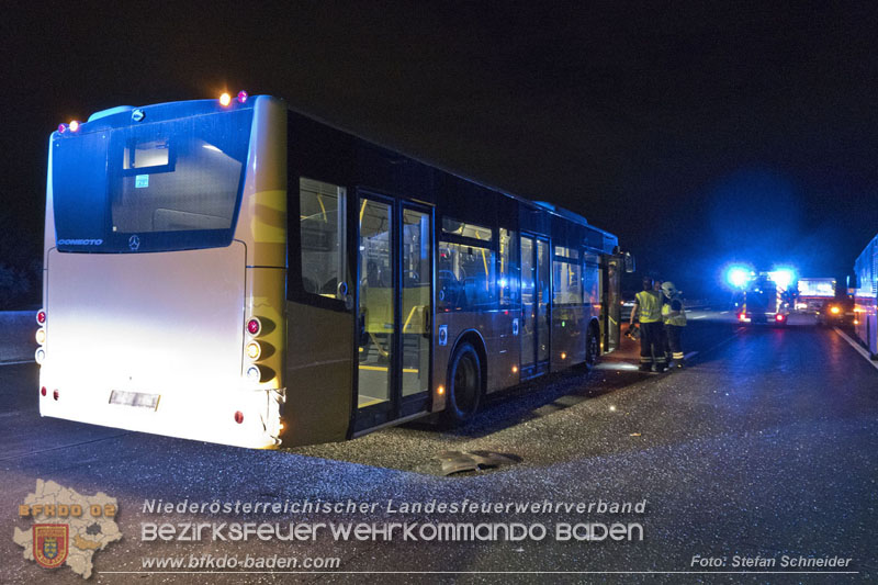 20240715_Verkehrsunfall auf der A2 - Bus gegen PKW  Foto: Stefan Schneider BFKDO BADEN