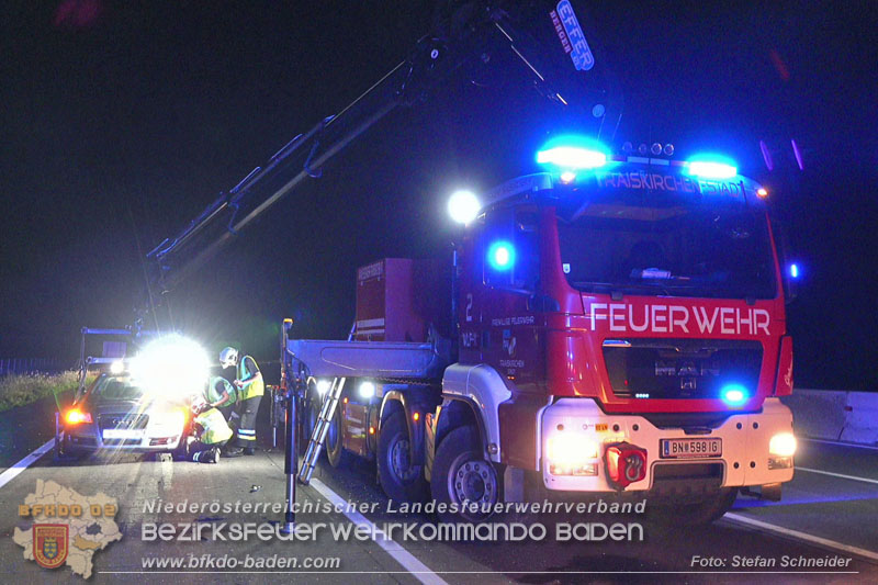 20240715_Verkehrsunfall auf der A2 - Bus gegen PKW  Foto: Stefan Schneider BFKDO BADEN