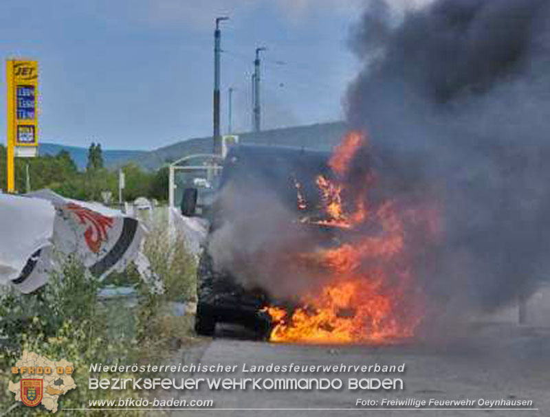 20240722_Abschleppfahrzeug geriet in Brand auf der LB210 Tribuswinkel-Oeynhausen  Foto: Freiwillige Feuerwehr Oeynhausen