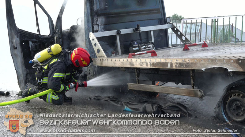 20240722_Abschleppfahrzeug geriet in Brand auf der LB210 Tribuswinkel-Oeynhausen Foto: Stefan Schneider BFKDO BADEN