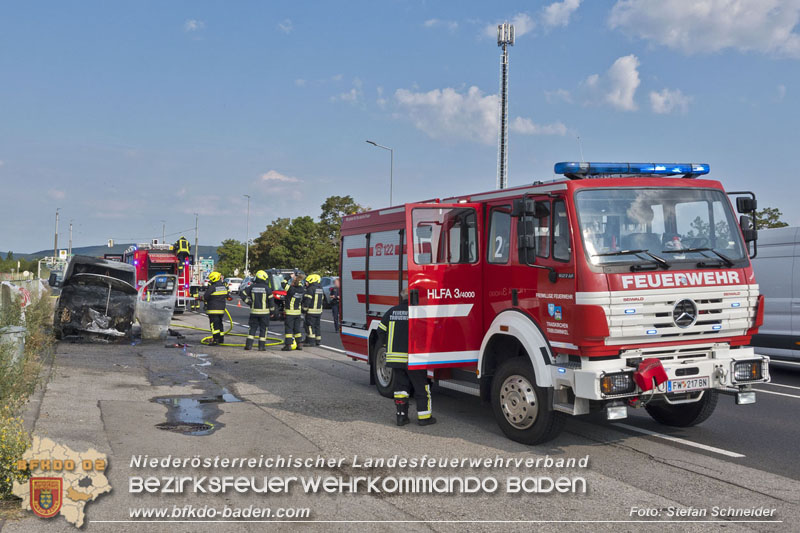 20240722_Abschleppfahrzeug geriet in Brand auf der LB210 Tribuswinkel-Oeynhausen Foto: Stefan Schneider BFKDO BADEN