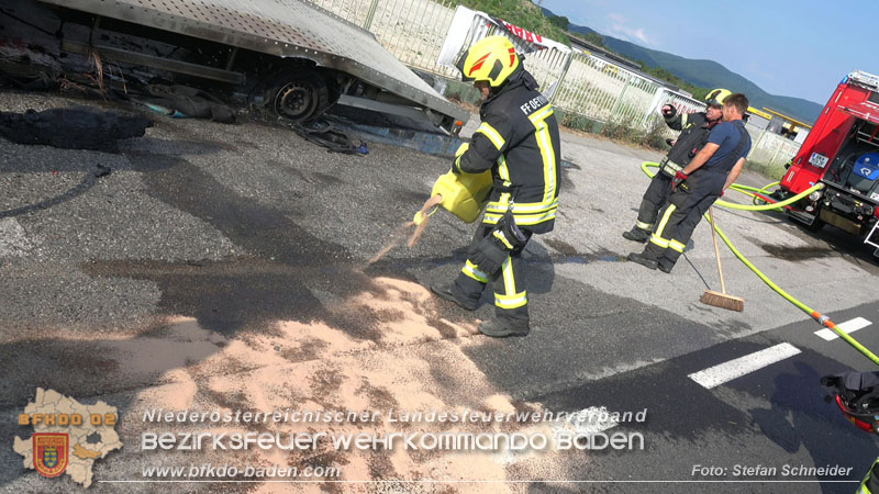 20240722_Abschleppfahrzeug geriet in Brand auf der LB210 Tribuswinkel-Oeynhausen Foto: Stefan Schneider BFKDO BADEN