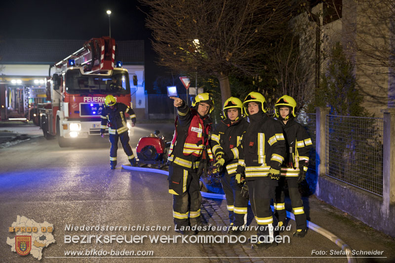 20241201_Mann stirbt bei verehrenden Wohnhausbrand in Landegg Gemeinde Pottendorf N  Foto: Stefan Schneider BFKDO BADEN