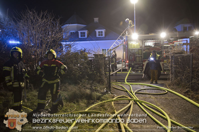 20241201_Mann stirbt bei verehrenden Wohnhausbrand in Landegg Gemeinde Pottendorf N  Foto: Stefan Schneider BFKDO BADEN