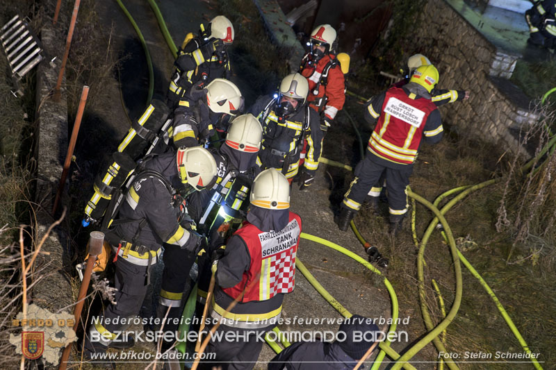 20241201_Mann stirbt bei verehrenden Wohnhausbrand in Landegg Gemeinde Pottendorf N  Foto: Stefan Schneider BFKDO BADEN