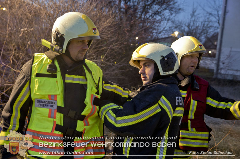 20241201_Mann stirbt bei verehrenden Wohnhausbrand in Landegg Gemeinde Pottendorf N Foto: Stefan Schneider BFKDO BADEN