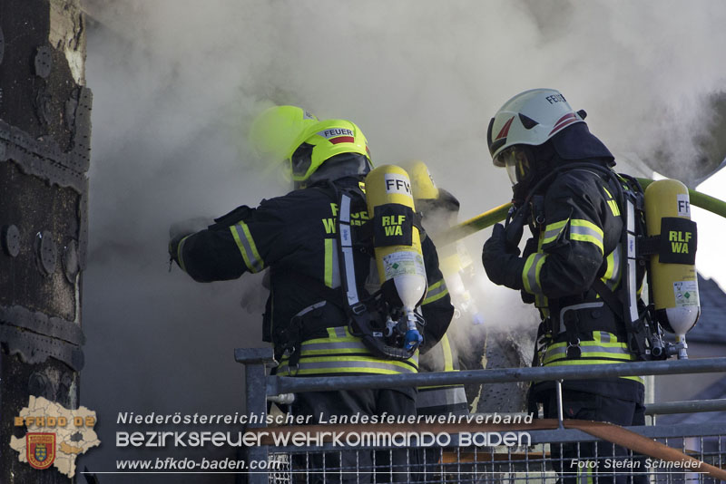 20241201_Mann stirbt bei verehrenden Wohnhausbrand in Landegg Gemeinde Pottendorf N Foto: Stefan Schneider BFKDO BADEN