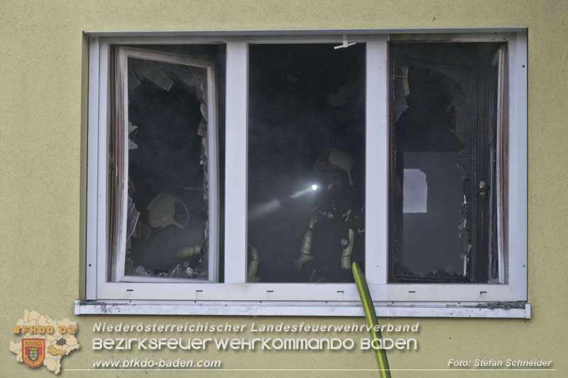 20241201_Mann stirbt bei verehrenden Wohnhausbrand in Landegg Gemeinde Pottendorf N Foto: Stefan Schneider BFKDO BADEN