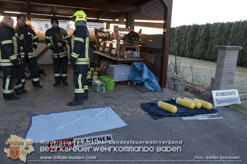 20241201_Mann stirbt bei verehrenden Wohnhausbrand in Landegg Gemeinde Pottendorf N Foto: Stefan Schneider BFKDO BADEN