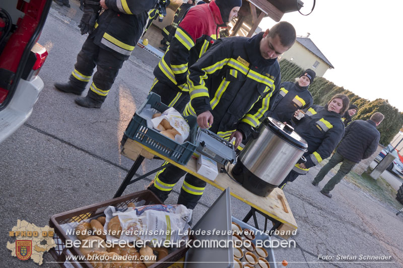 20241201_Mann stirbt bei verehrenden Wohnhausbrand in Landegg Gemeinde Pottendorf N Foto: Stefan Schneider BFKDO BADEN