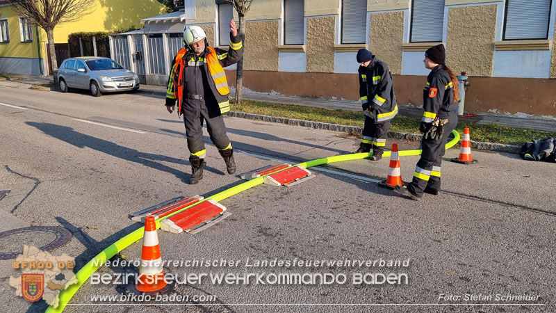 20241201_Mann stirbt bei verehrenden Wohnhausbrand in Landegg Gemeinde Pottendorf N Foto: Stefan Schneider BFKDO BADEN