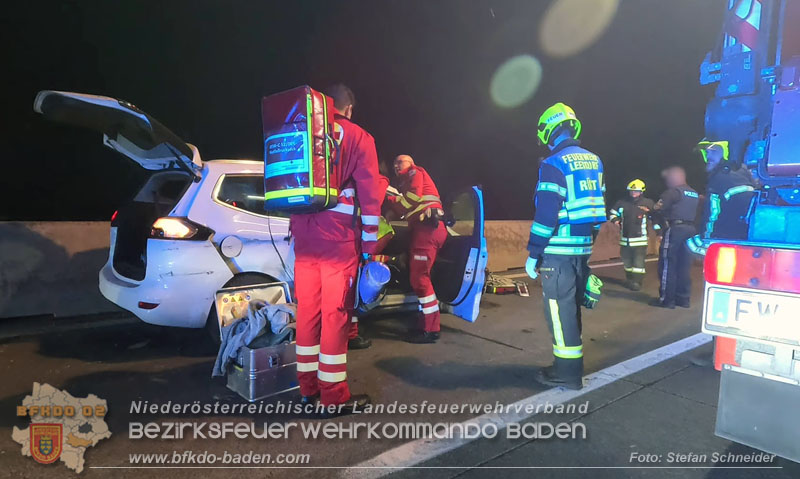 20241219_Personenrettung nach Verkehrsunfall auf der A2 bei Baden  Foto: Stefan Schneider BFKDO BADEN 