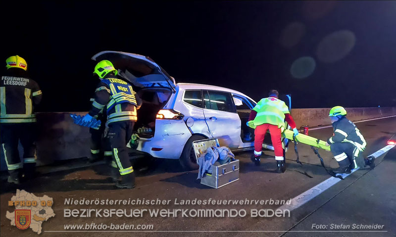 20241219_Personenrettung nach Verkehrsunfall auf der A2 bei Baden Foto: Stefan Schneider BFKDO BADEN 