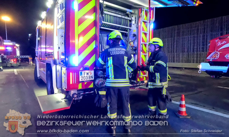 20241219_Personenrettung nach Verkehrsunfall auf der A2 bei Baden Foto: Stefan Schneider BFKDO BADEN 