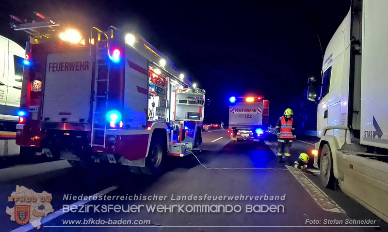 20241219_Personenrettung nach Verkehrsunfall auf der A2 bei Baden Foto: Stefan Schneider BFKDO BADEN 