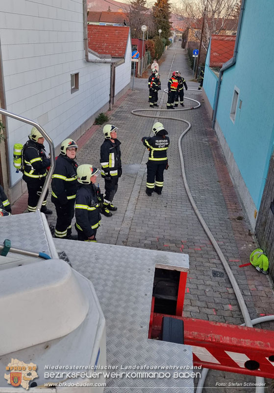 20241229_Morgendlicher Brand in Traiskirchen Foto: Stefan Schneider BFKDO BADEN