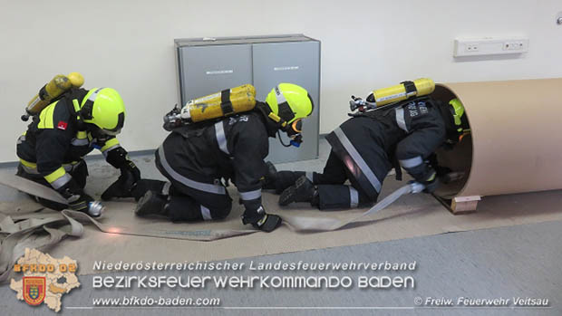 3 Feuerwehren die absolvierten Ausbildungsprüfung Atemschutz  Fotos: Klaus Plamberger und Harald Staudinger