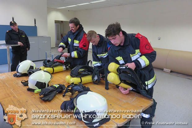 3 Feuerwehren die absolvierten Ausbildungsprüfung Atemschutz  Fotos: Klaus Plamberger und Harald Staudinger