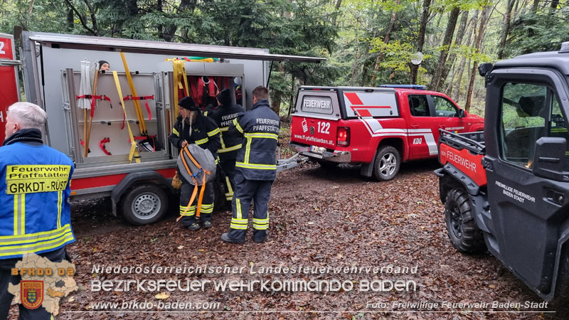 20241005_Abschnittsfeuerwehrbung in Pfaffsttten Waldgebiet Rund um die Rudolf Prokschhtte  Foto: Stefan Schneider FF Baden-Stadt